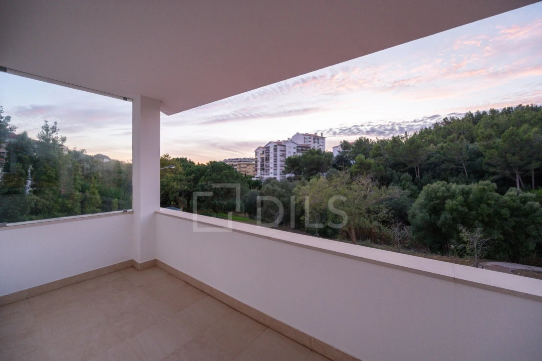 Moradia T4 para Venda em Alcabideche Foto 26