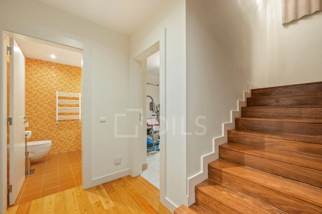 Moradia T4 para Venda em Alcabideche Foto 28