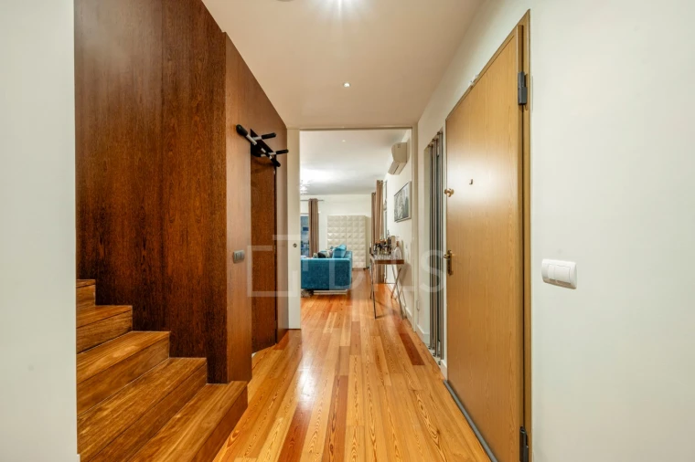 Moradia T4 para Venda em Alcabideche Foto 31