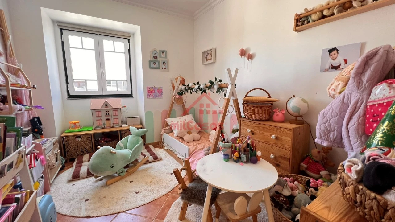 Moradia T2 para Venda em São Pedro da Cadeira Foto 9