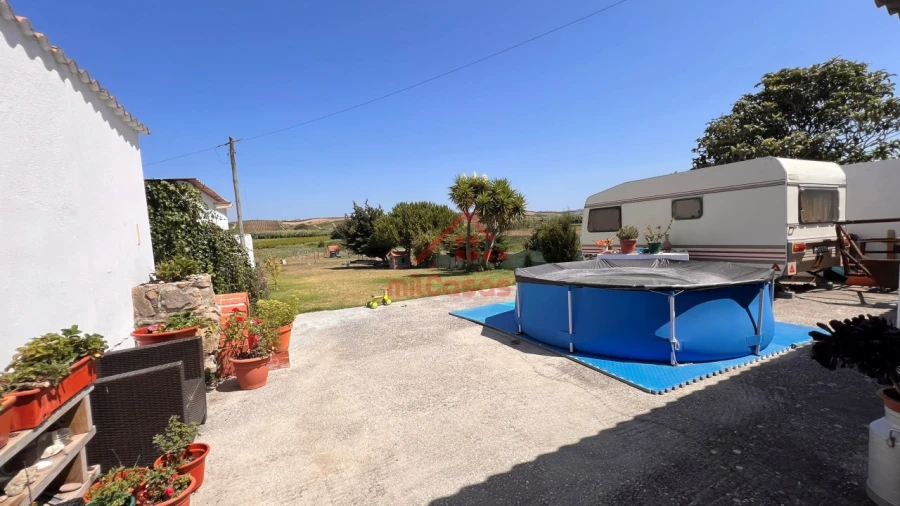 Moradia T2 para Venda em São Pedro da Cadeira Foto 22