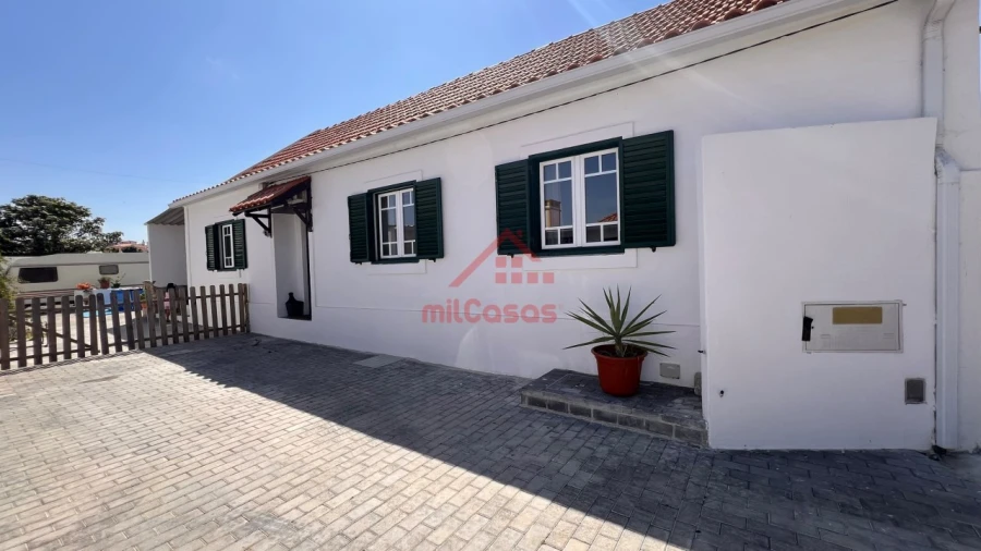 Moradia T2 para Venda em São Pedro da Cadeira Foto 24