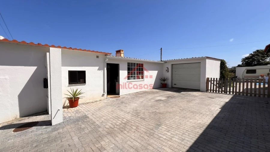 Moradia T2 para Venda em São Pedro da Cadeira Foto 26