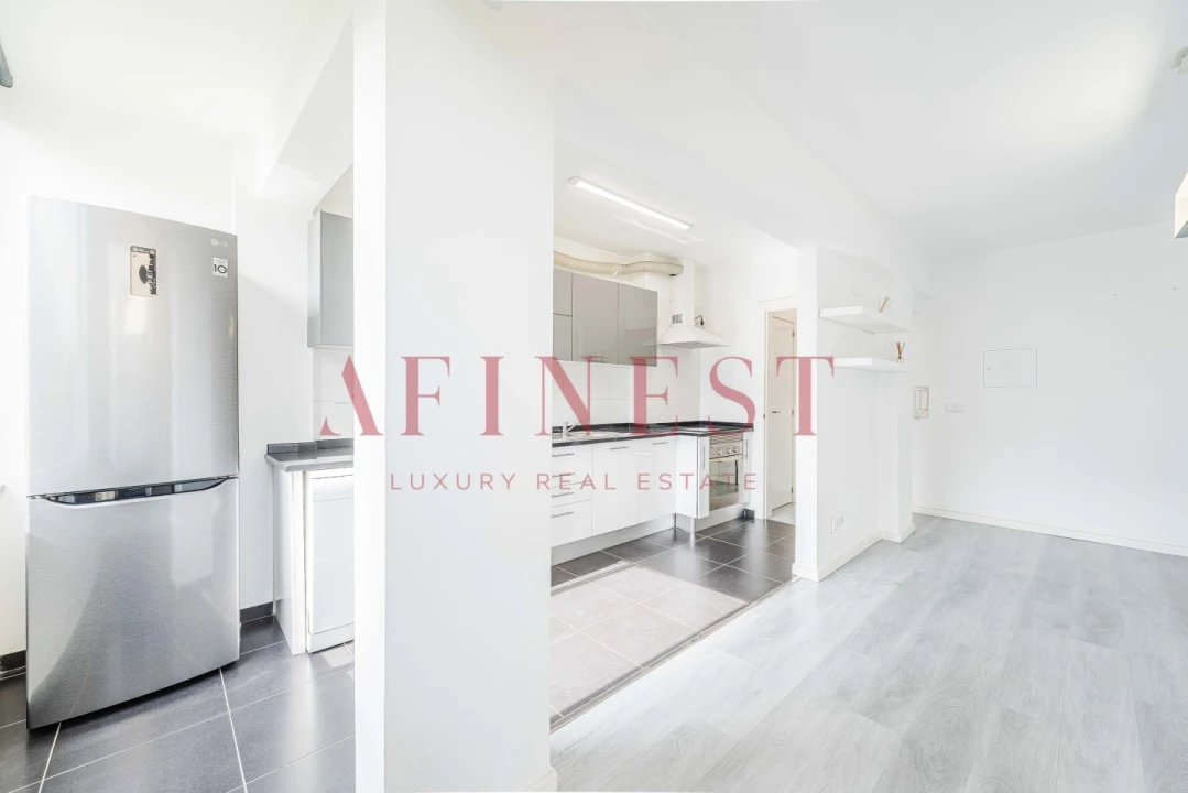 Apartamento T4 para Arrendamento em Alfragide Foto 7