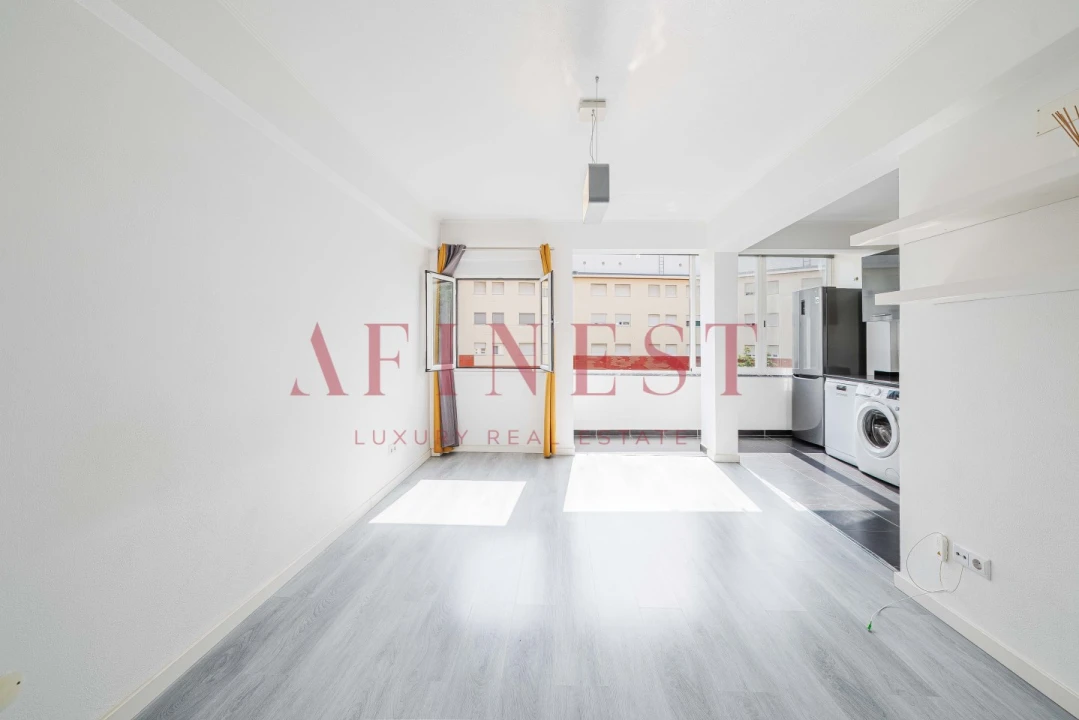 Apartamento T4 para Arrendamento em Alfragide Foto 15