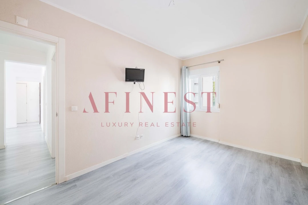 Apartamento T4 para Arrendamento em Alfragide Foto 36