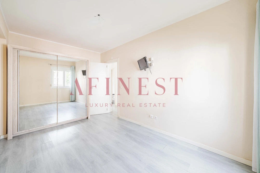 Apartamento T4 para Arrendamento em Alfragide Foto 38