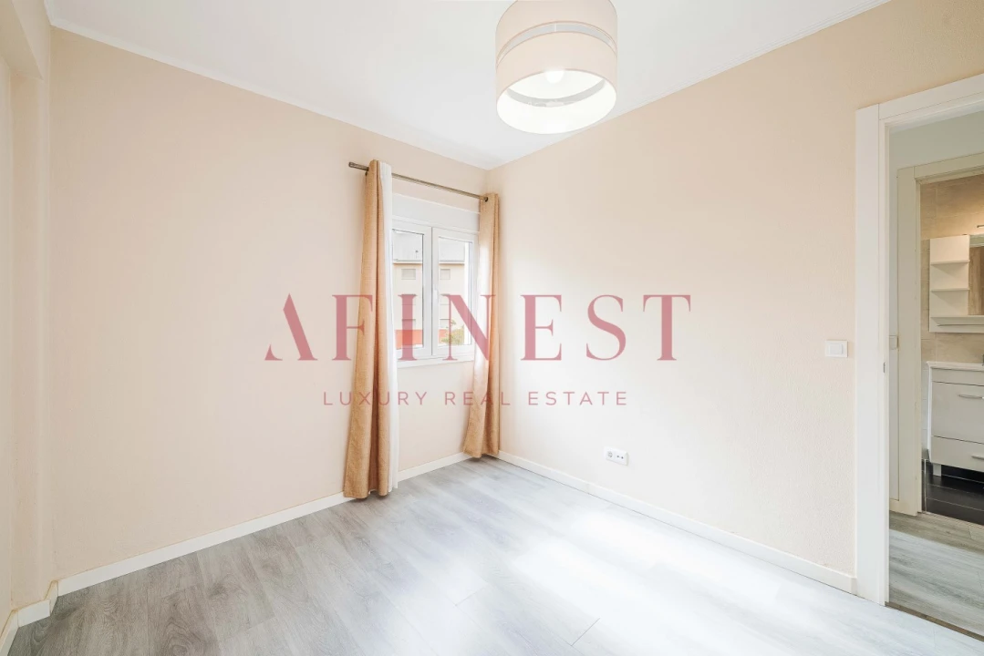 Apartamento T4 para Arrendamento em Alfragide Foto 41