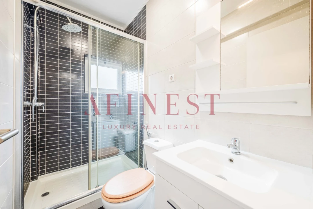 Apartamento T4 para Arrendamento em Alfragide Foto 44