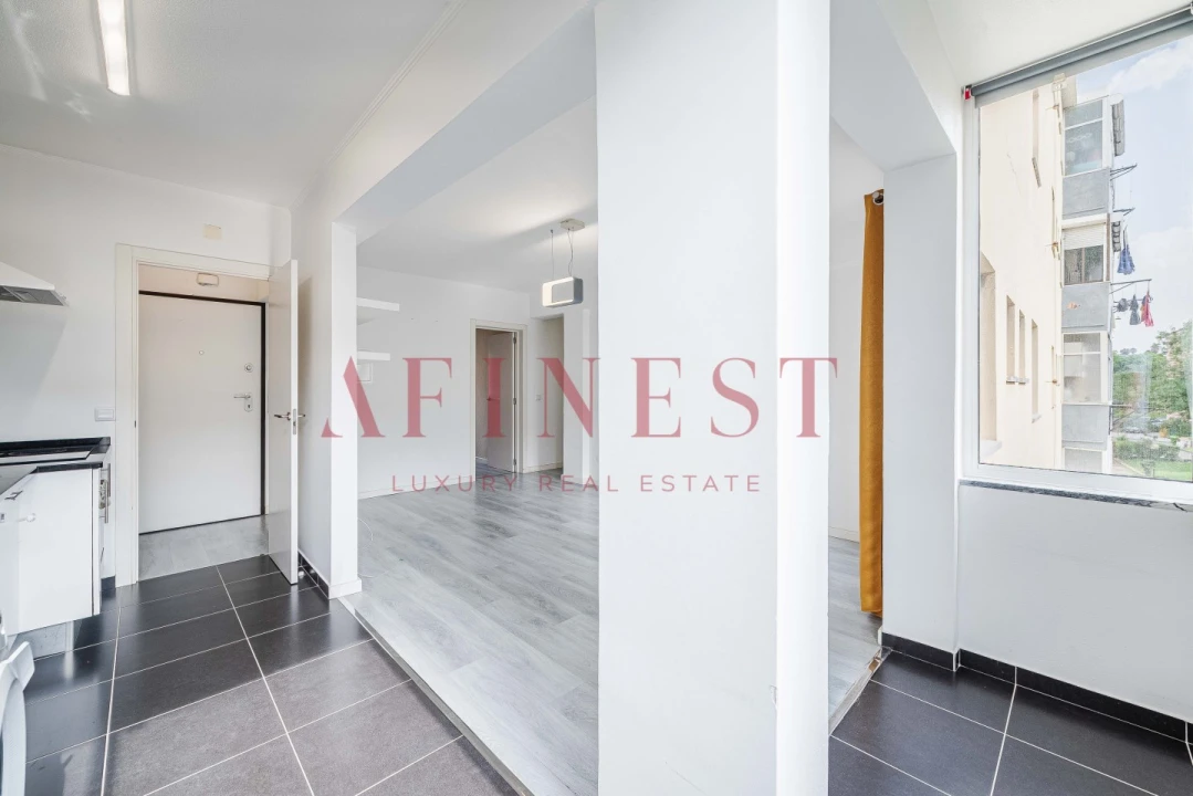 Apartamento T4 para Arrendamento em Alfragide Foto 53