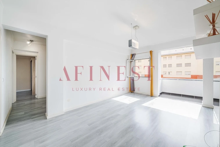 Apartamento T4 para Arrendamento em Alfragide Foto 19