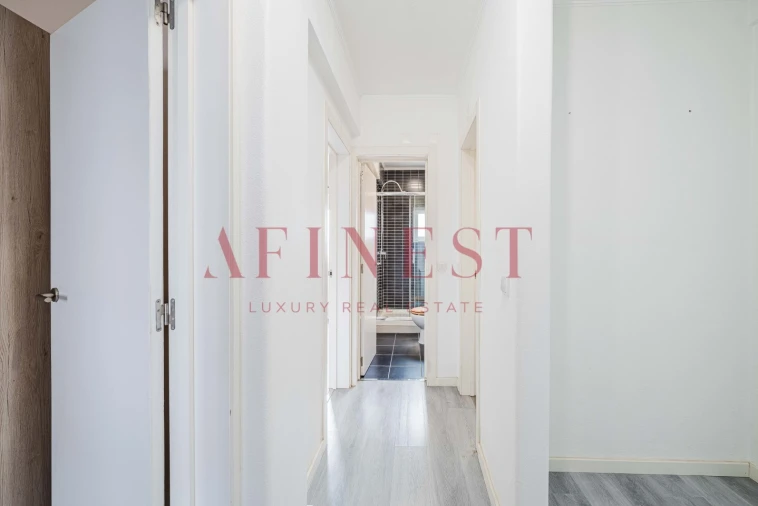 Apartamento T4 para Arrendamento em Alfragide Foto 52