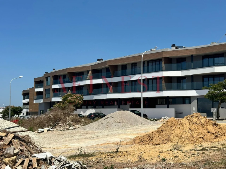 Apartamento T2 para Venda em Venteira Foto 23