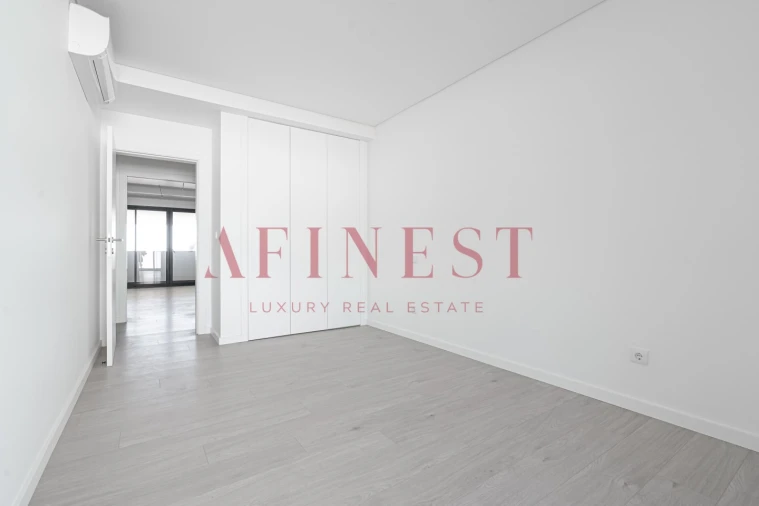 Apartamento T2 para Venda em Venteira Foto 15