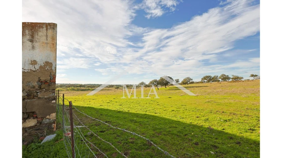 Moradia T2 para Venda em Barrancos Foto 5