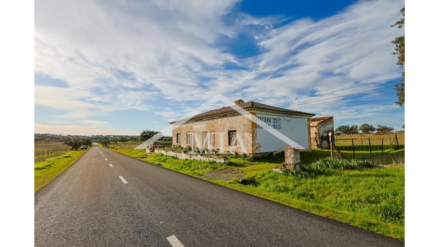 Moradia T2 para Venda em Barrancos Foto 6