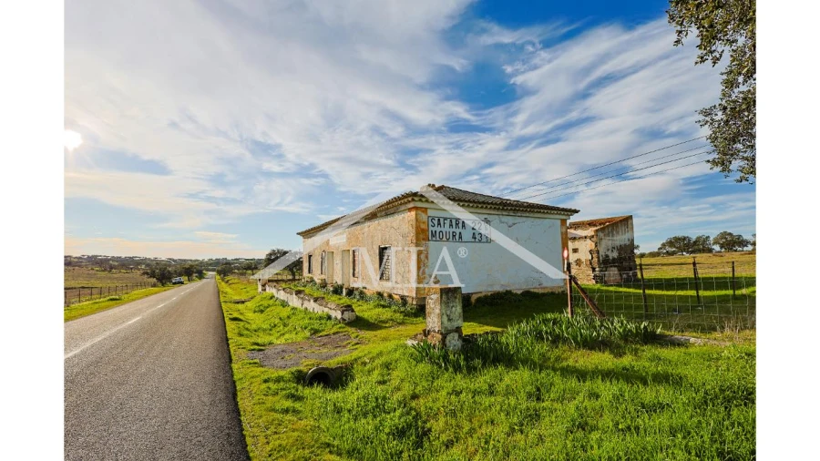 Moradia T2 para Venda em Barrancos