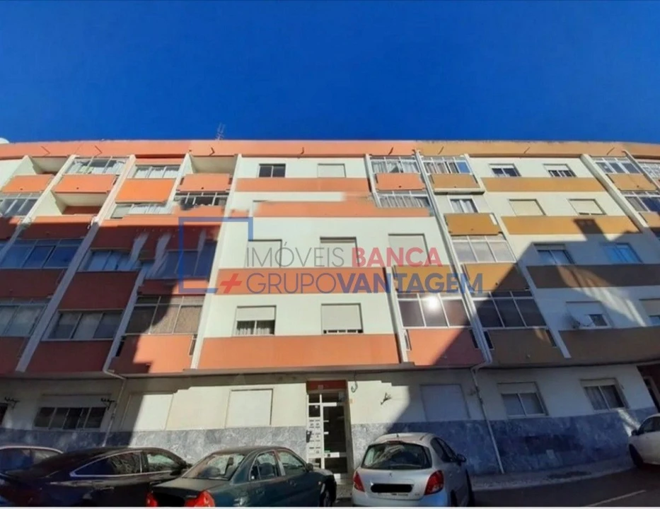 Apartamento T2 para Venda em Cacém e São Marcos Foto 6