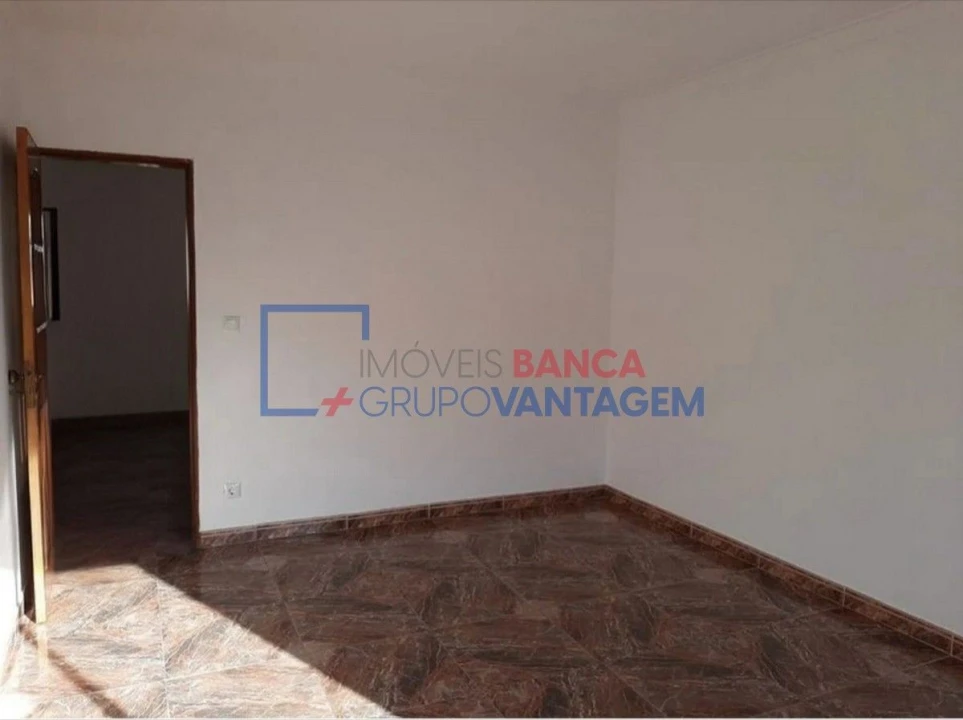 Apartamento T2 para Venda em Cacém e São Marcos Foto 10