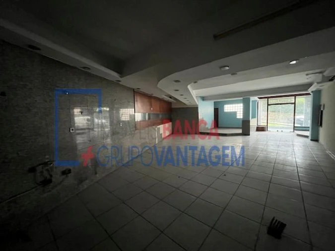 Loja para Venda em Candoso Santiago e Mascotelos Foto 12