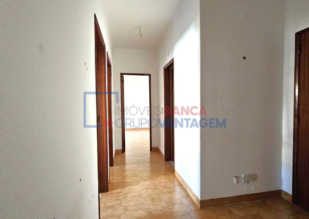 Apartamento T2 para Venda em Algueirão-Mem Martins Foto 8