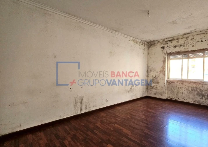 Apartamento T2 para Venda em Algueirão-Mem Martins Foto 15