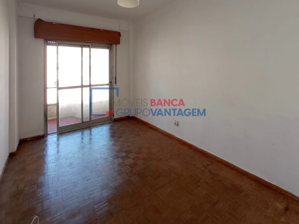Apartamento T3 para Venda em Queluz e Belas Foto 13