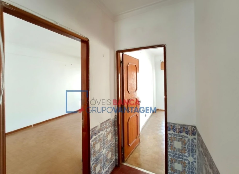 Apartamento T3 para Venda em Queluz e Belas Foto 14