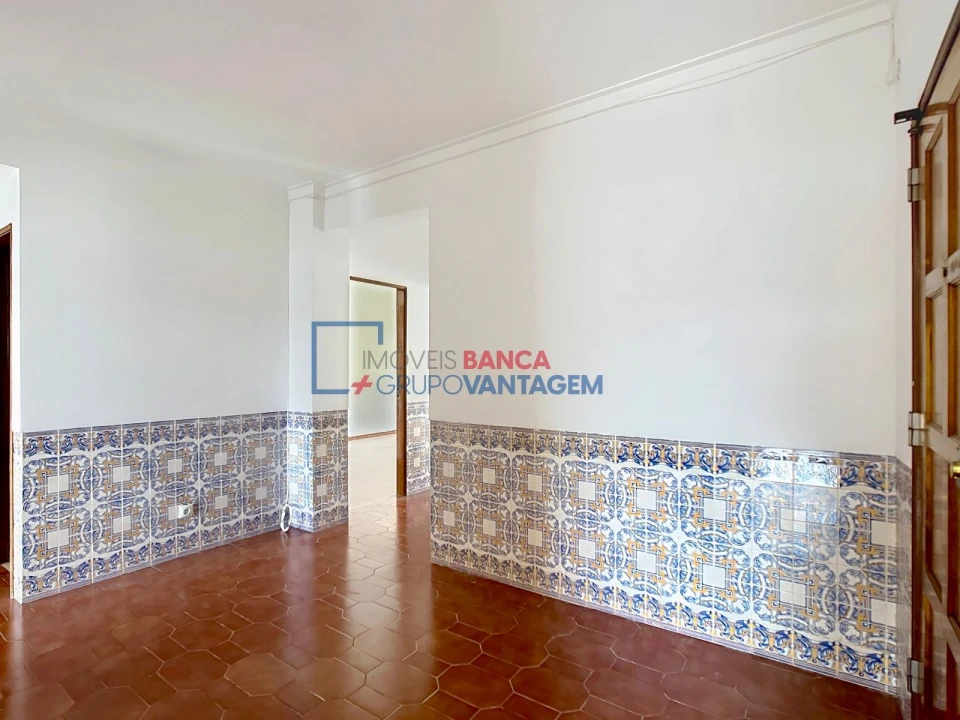 Apartamento T3 para Venda em Queluz e Belas Foto 3