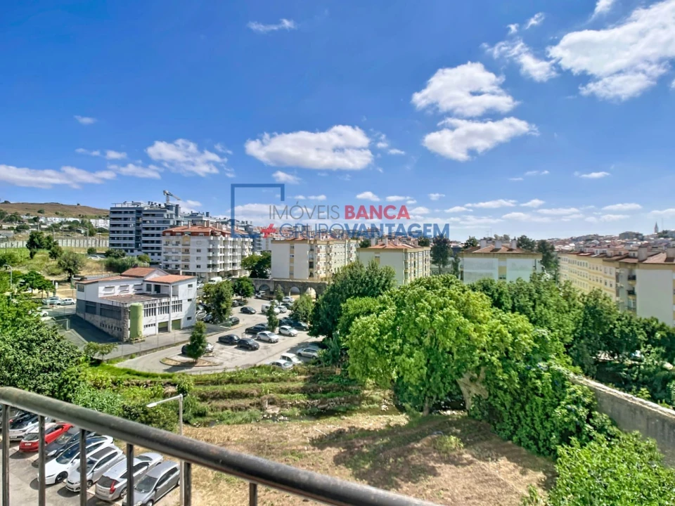 Apartamento T3 para Venda em Queluz e Belas Foto 13