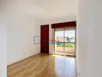 Apartamento T3 para Venda em Queluz e Belas