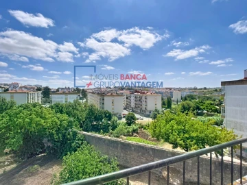 Apartamento T3 para Venda em Queluz e Belas