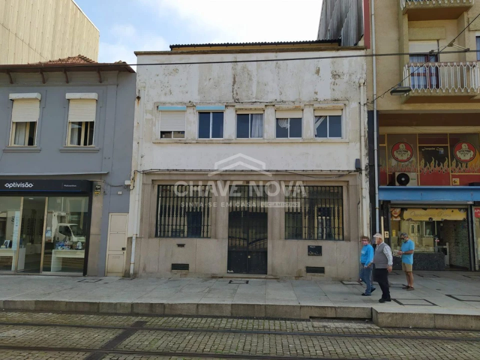 Moradia T6 para Venda em Custóias, Leça do Balio e Guifões Foto 1