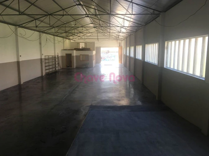 Armazém para Venda em Bougado (São Martinho e Santiago) Foto 4