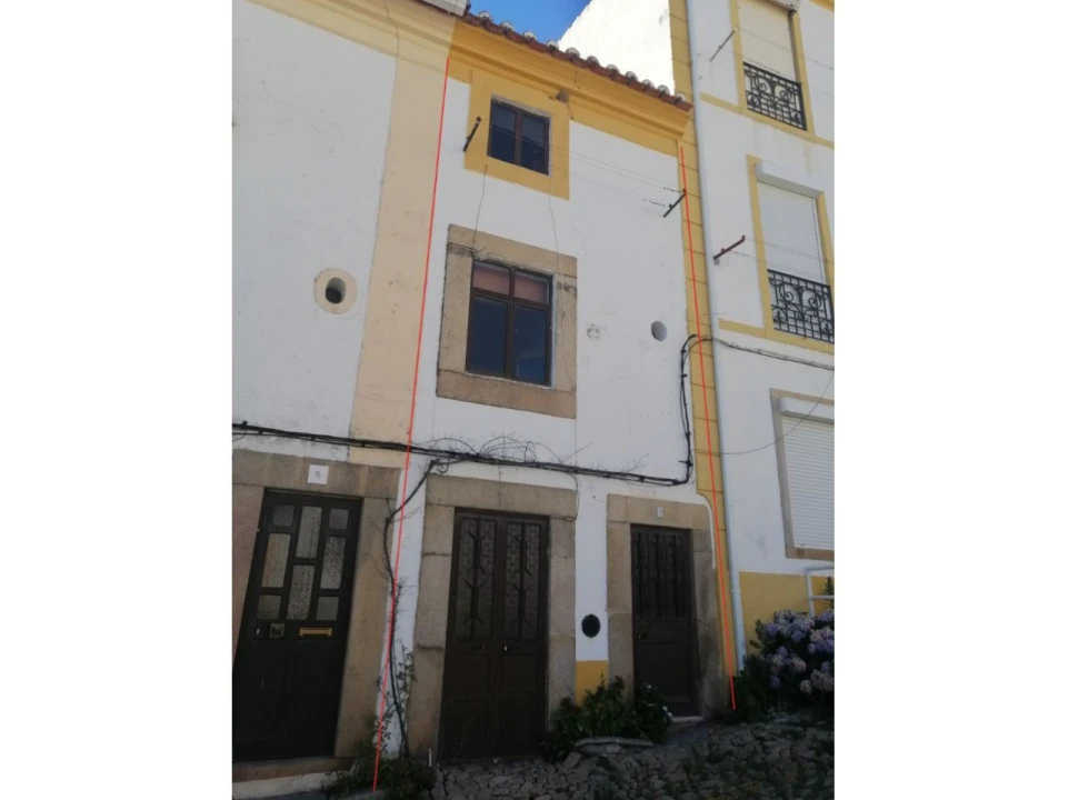 Moradia T4 para Venda em Santa Maria da Devesa Foto 1