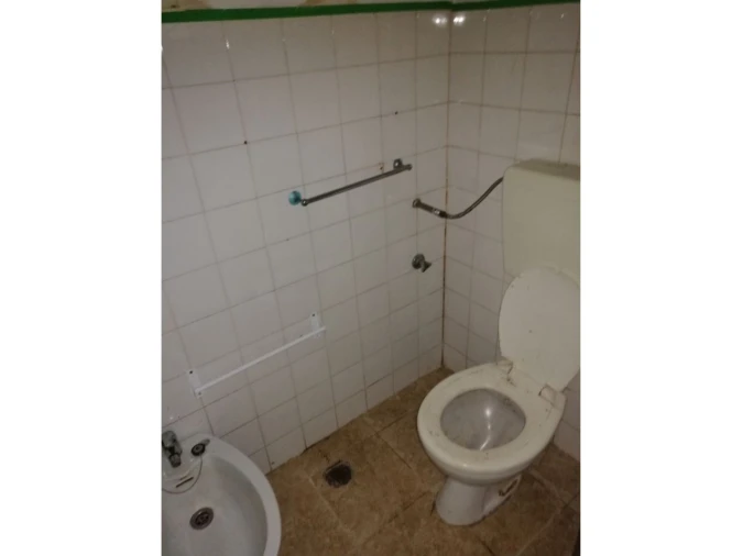 Moradia T4 para Venda em Santa Maria da Devesa Foto 4