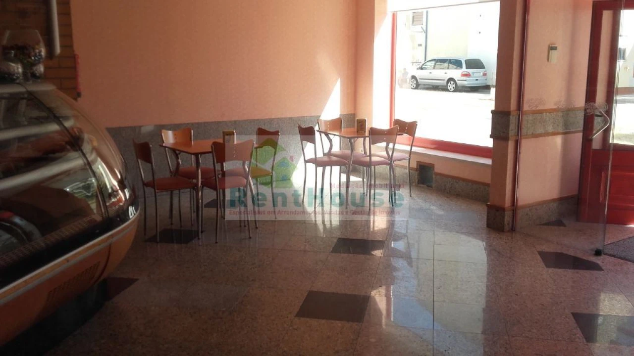 Loja para Venda em Vila Verde Foto 1