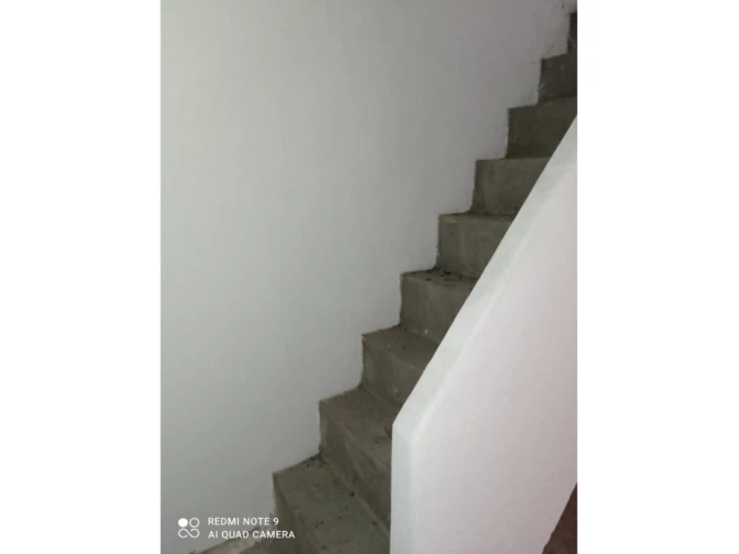 Loja para Venda em Foros de Arrão Foto 12