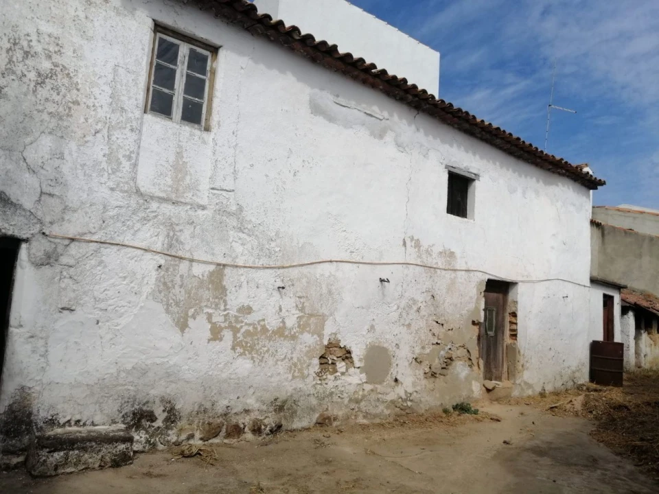 Moradia T3 para Venda em Alpalhão Foto 1