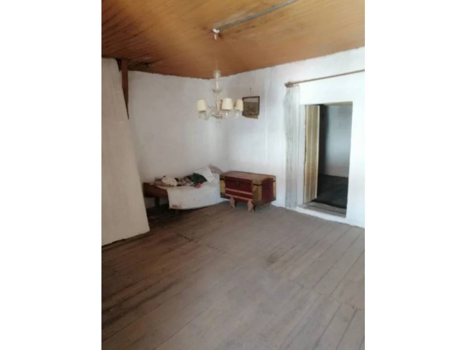 Moradia T3 para Venda em Alpalhão Foto 7