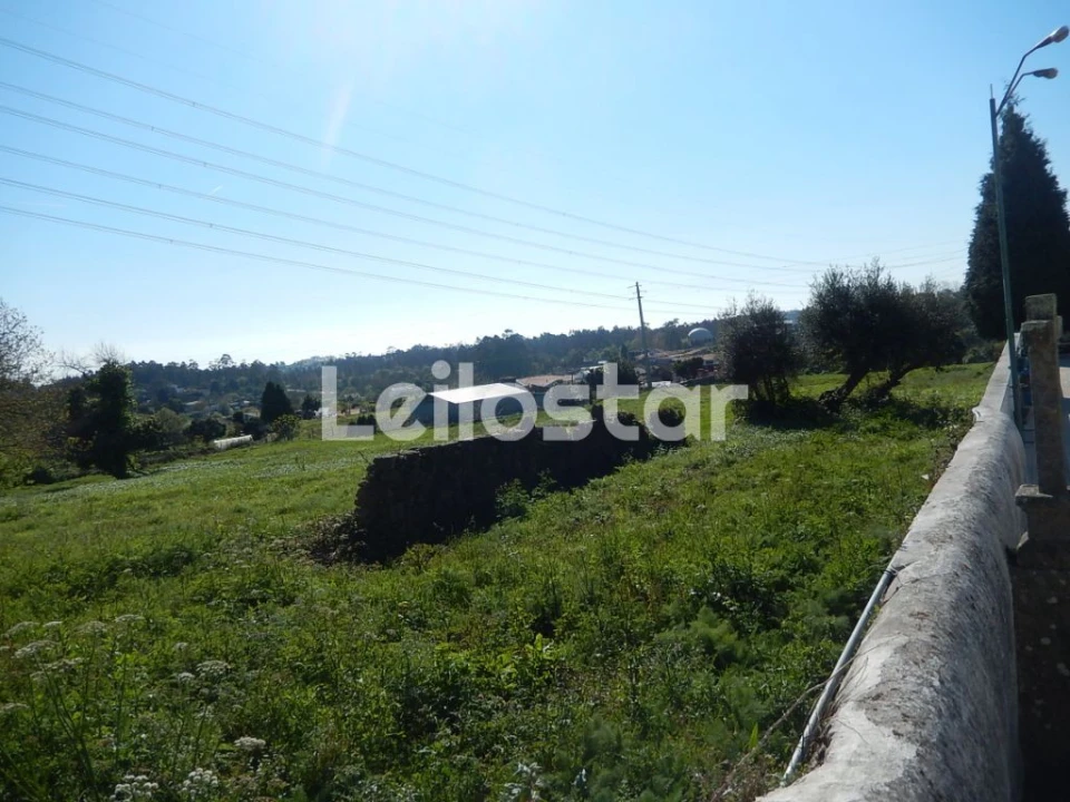 Terreno Misto para Venda em Arcozelo Foto 3
