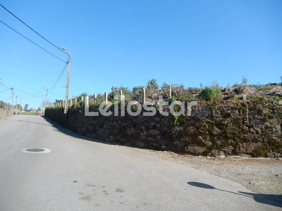 Terreno Misto para Venda em Arcozelo Foto 8