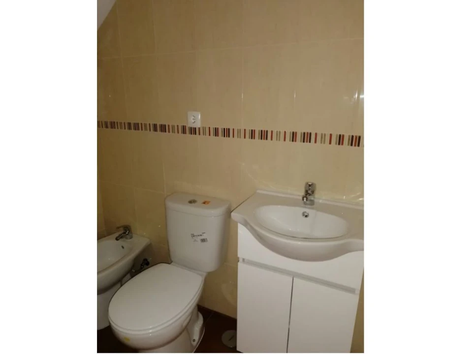 Moradia T2 para Venda em Sé e São Lourenço Foto 14