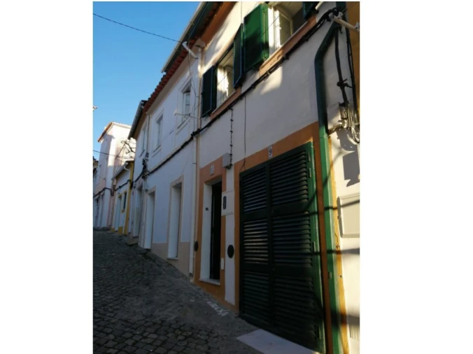 Moradia T2 para Venda em Sé e São Lourenço