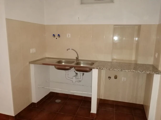 Moradia T2 para Venda em Sé e São Lourenço Foto 8