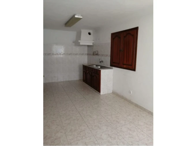 Moradia T2 para Venda em Sé e São Lourenço Foto 10