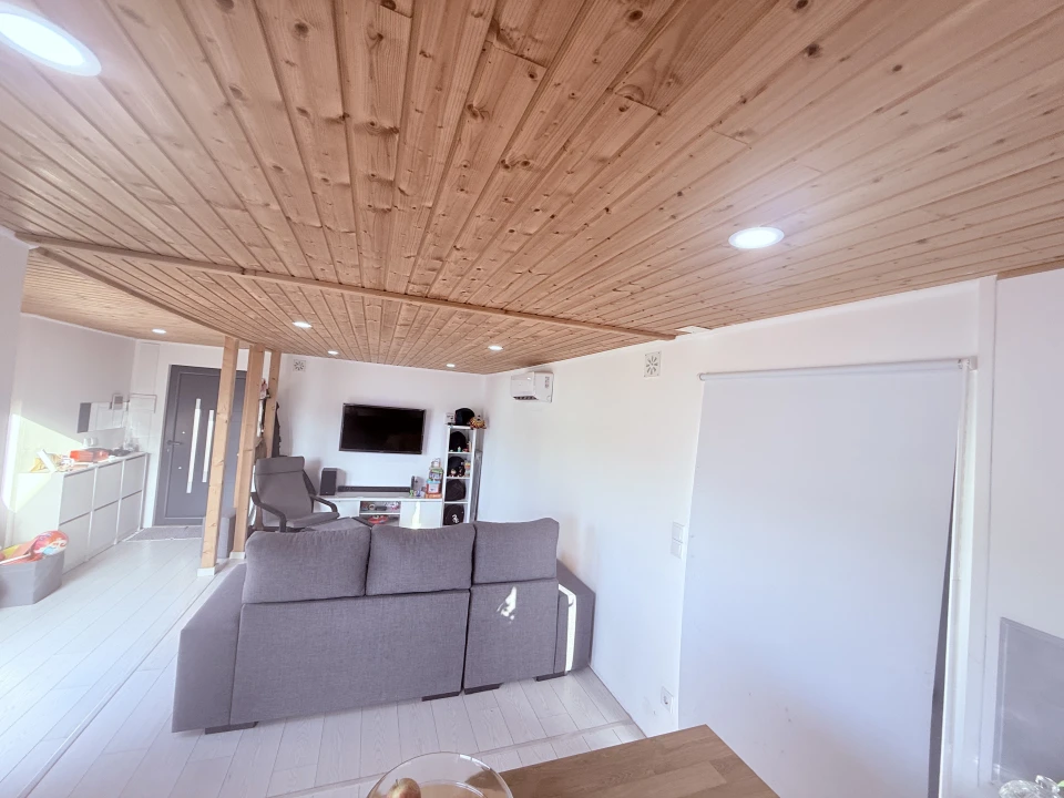 Moradia T1 para Venda em Santa Iria de Azoia, São João da Talha e Bobadela Foto 3