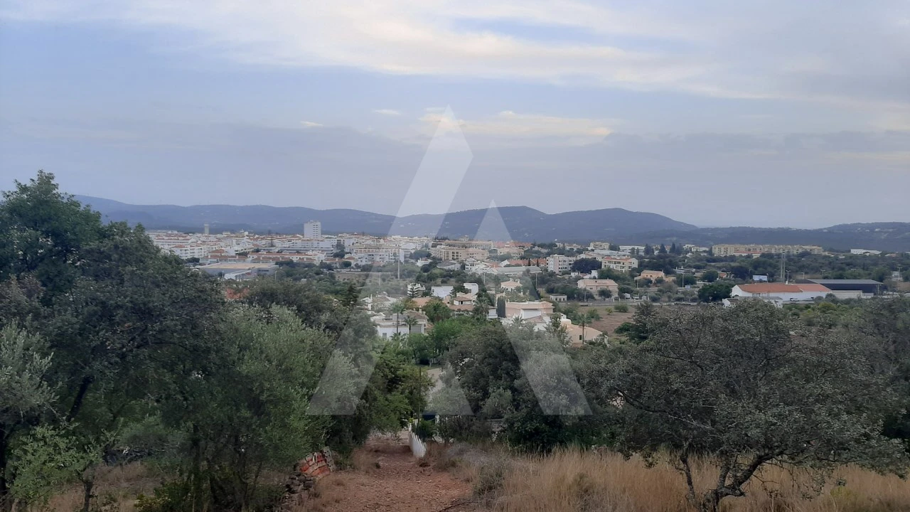 Terreno para Venda em São Brás de Alportel Foto 1