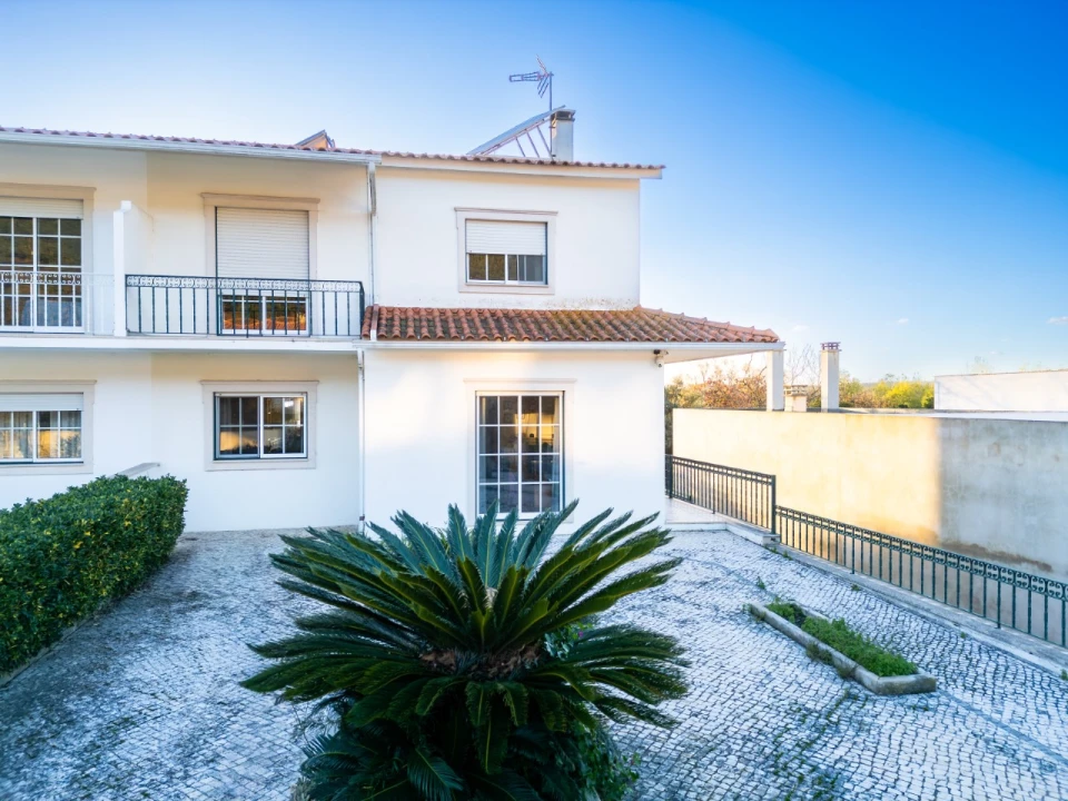 Quinta T4 para Venda em Coz, Alpedriz e Montes Foto 2