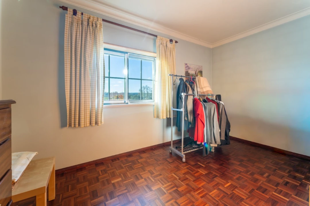 Quinta T4 para Venda em Coz, Alpedriz e Montes Foto 16